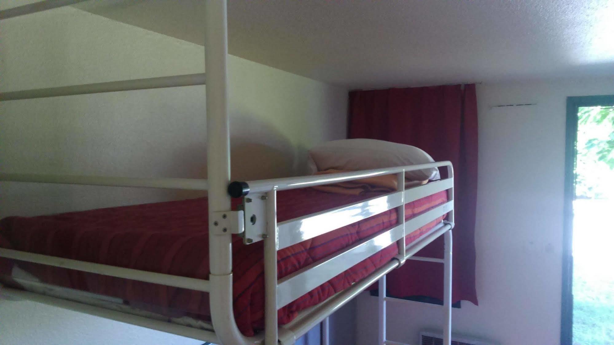 Premiere Classe Lille Sud Henin Beaumont Noyelles-Godault Exterior foto